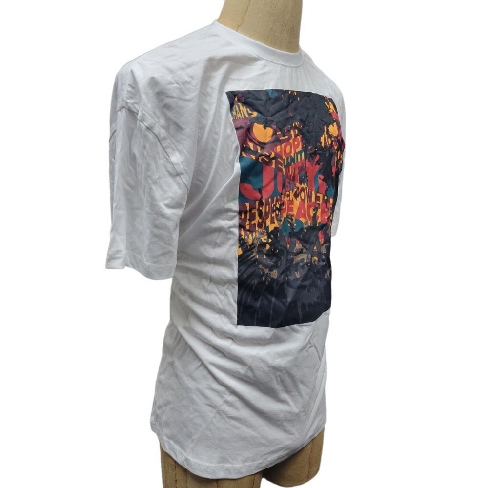 MEN'S Sean John Graphic Tshirt. Size Medium. New With Tags. - Picture 2 of 7
